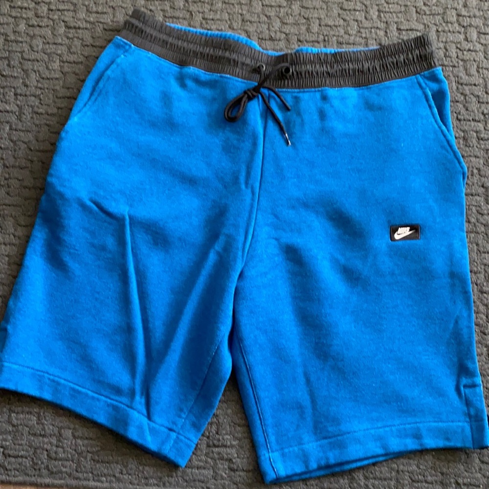 Nike box logo shorts - Picture 1 of 4